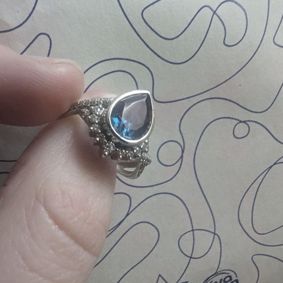 Unique Handmade Alexandrite(color changing) White Gold ring set w/ Pavé Diamonds - Picture 10 of 16